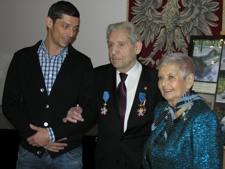 Григорий Ястребенецкий с женой и внуком
